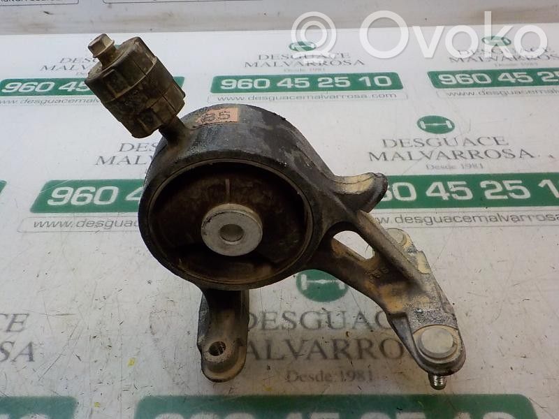 Toyota RAV 4 (XA30) Gearbox mount 