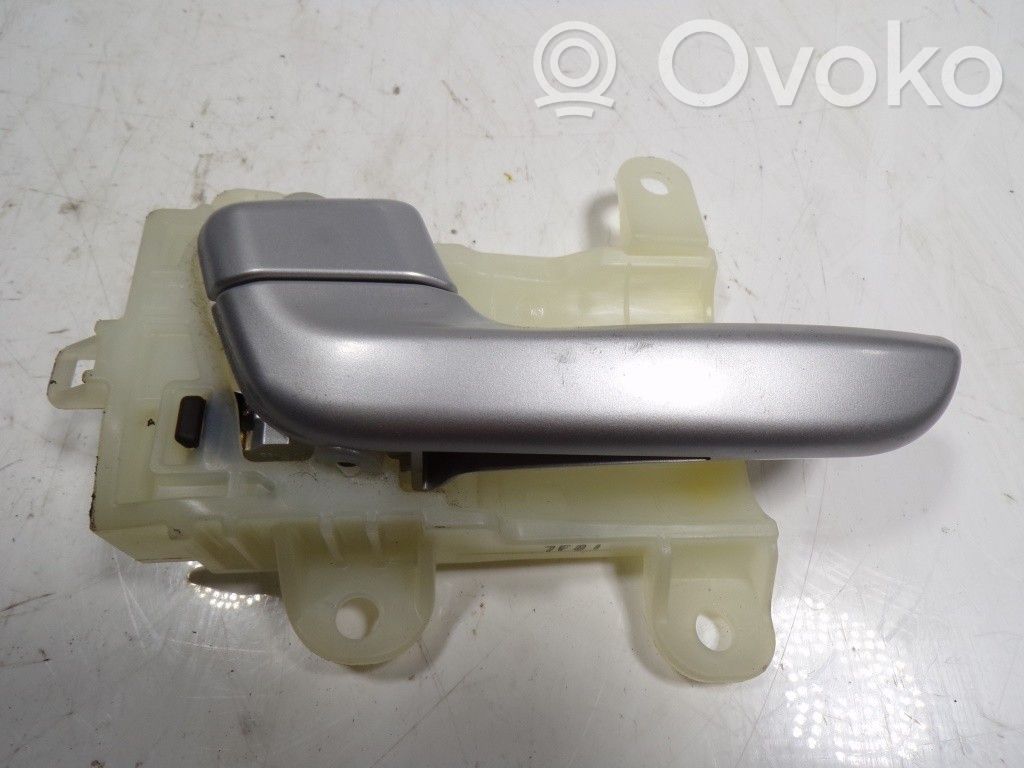 Manecilla interna puerta trasera   82610G5000