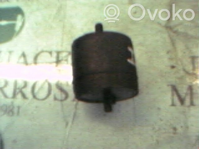 Engine mount bracket   11811133364