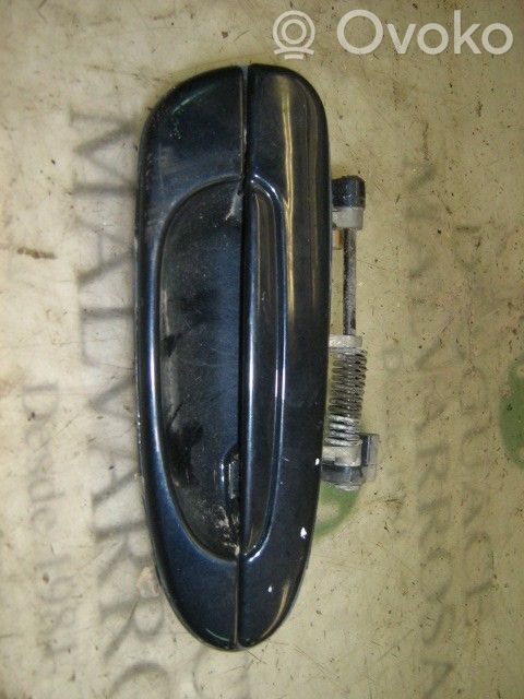 Manecilla externa puerta trasera