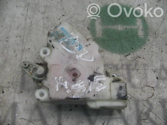 Motor del regulador de la ventanilla de la puerta delantera
