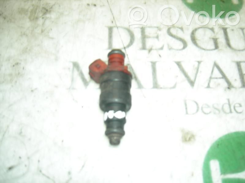 Inyector de combustible