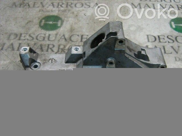 Soporte de la caja de cambios