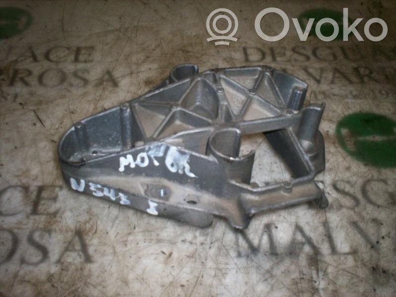 Soporte de montaje del motor