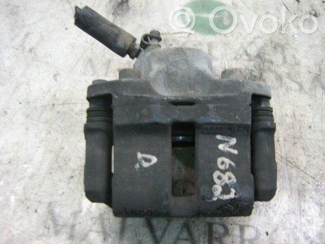 Caliper de freno delantero