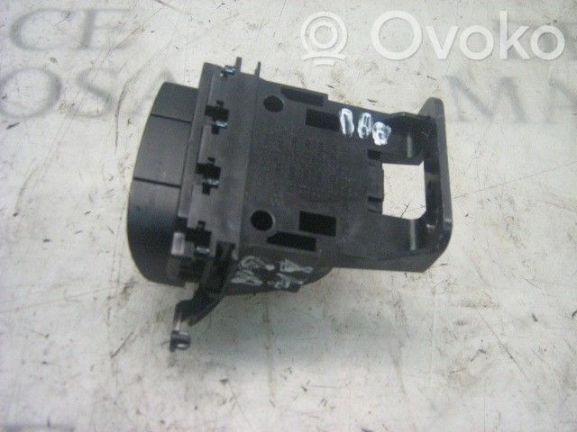 Sonstige Steuergeräte / Module   967003K400QZ