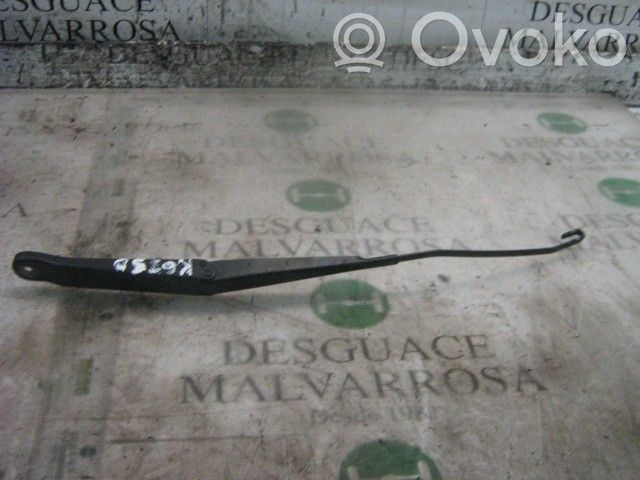 Fiat Punto (188) Braccio della spazzola tergicristallo anteriore 