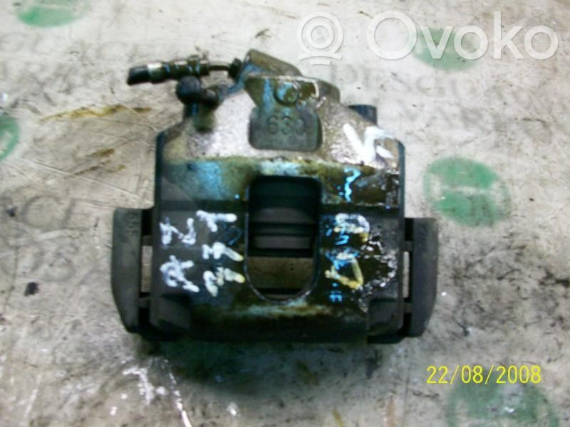 Caliper de freno delantero