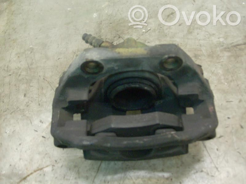 Caliper de freno delantero