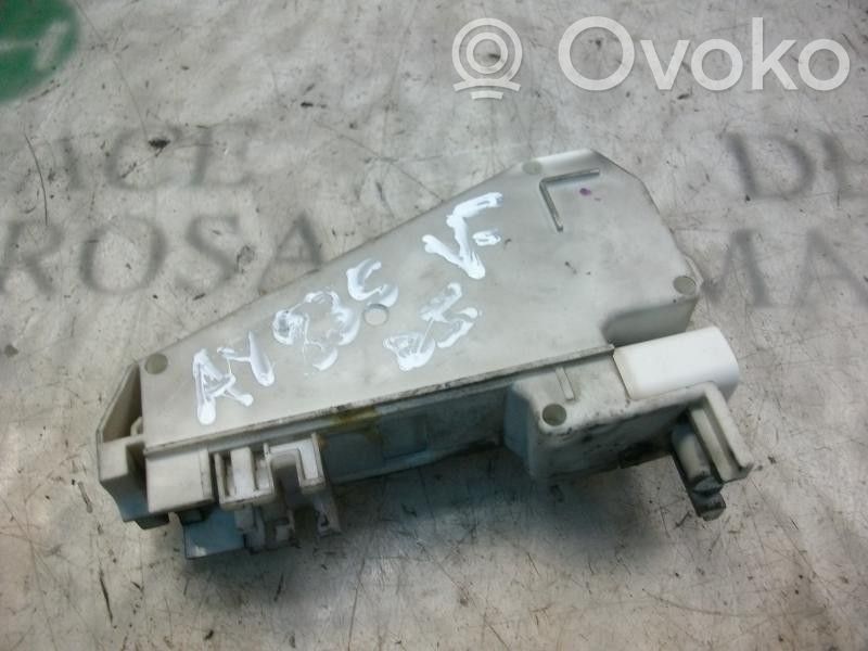 Motor del regulador de la ventanilla de la puerta delantera