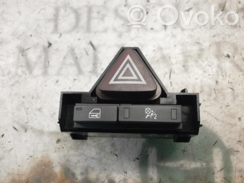 Botón interruptor de luz de peligro