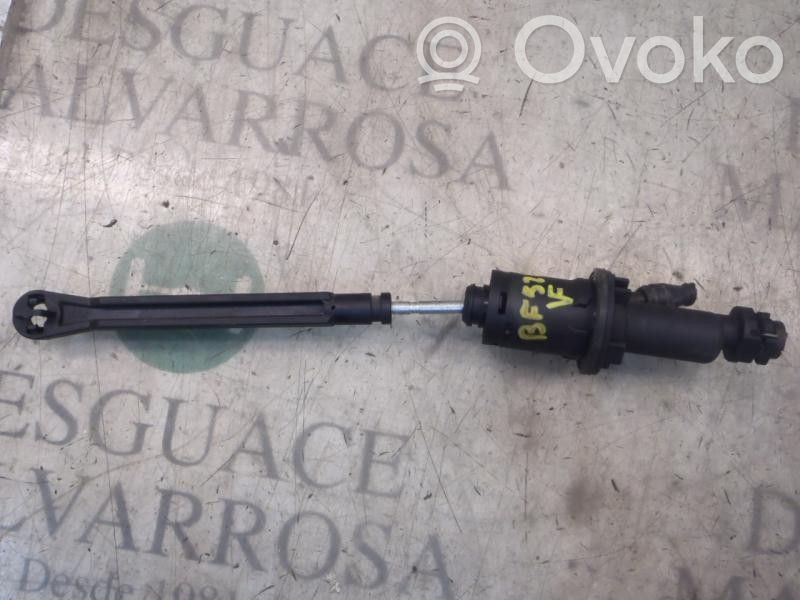 Citroen C4 I Cilindro maestro de embrague 