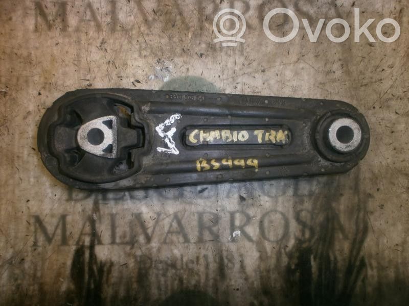 Dacia Logan Pick-Up Gearbox mount 