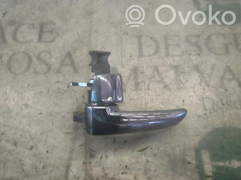 Manecilla interna puerta trasera   GJ6A59330D