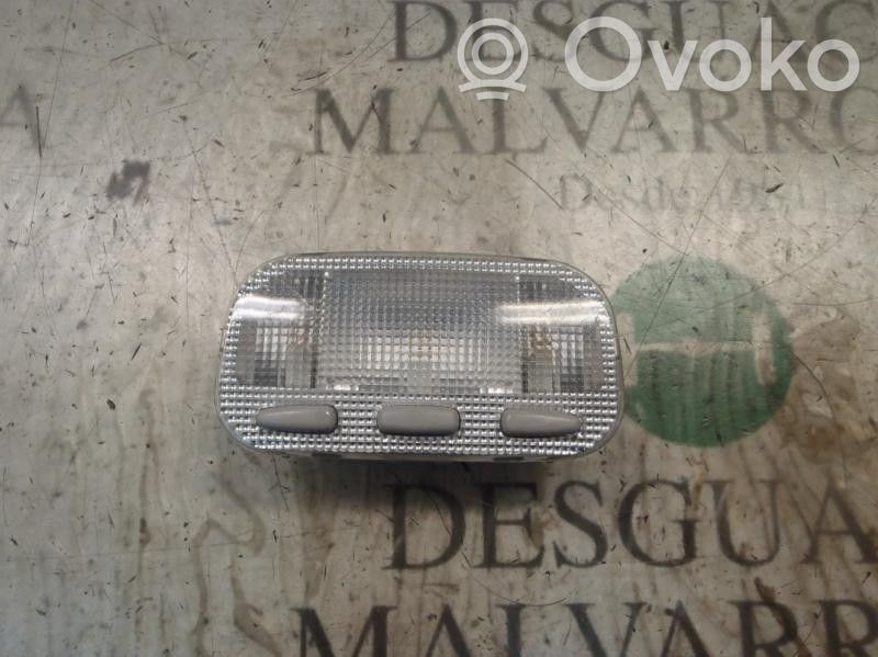 Peugeot 407 Consola de luz del techo 
