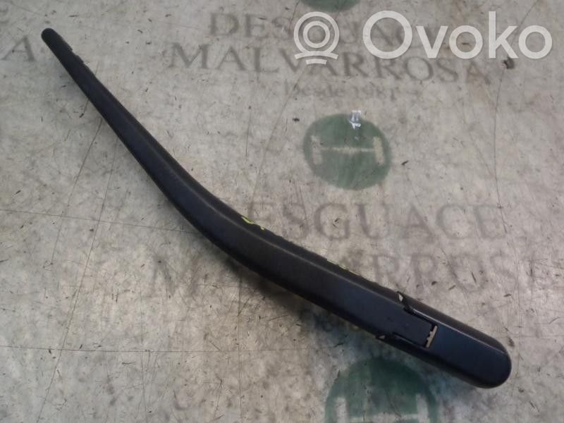Toyota Corolla E120 E130 Front wiper blade arm 