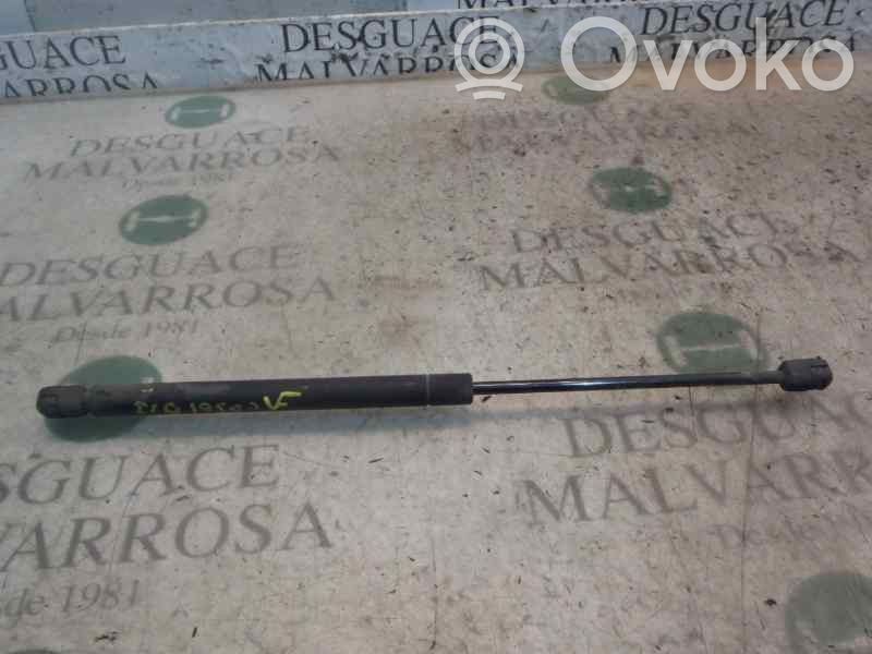Mercedes-Benz CLK A208 C208 Amortiguador/puntal del capó/tapa delantero