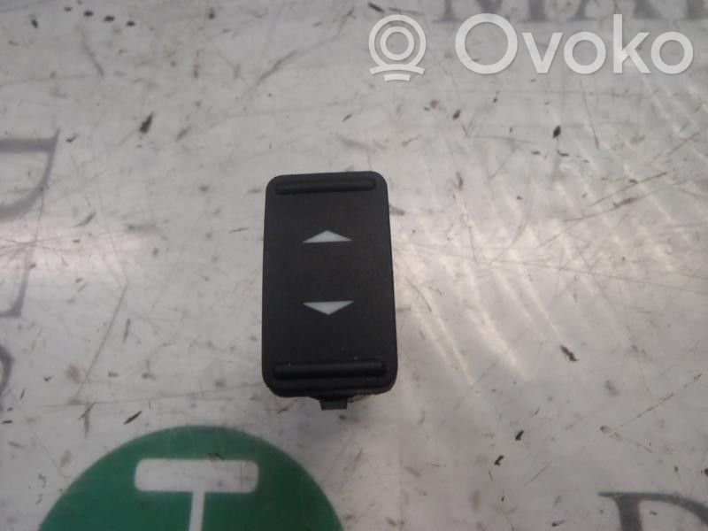 Electric window control switch   1379197