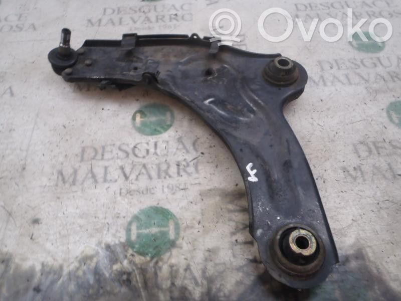 Front control arm   545015040R