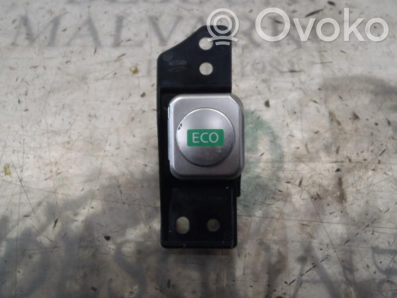 Nissan Note (E12) Other control units/modules 
