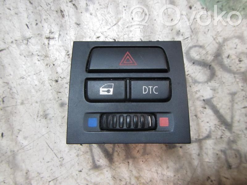 Botón interruptor de luz de peligro   61319196714