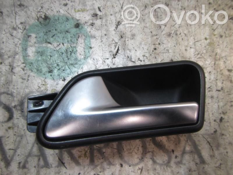 Volkswagen Touran II Klamka wewnętrzna drzwi tylnych 