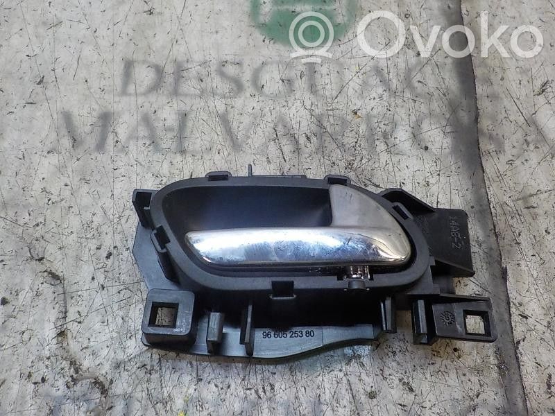 Peugeot 308 Maniglia interna per portiera anteriore 