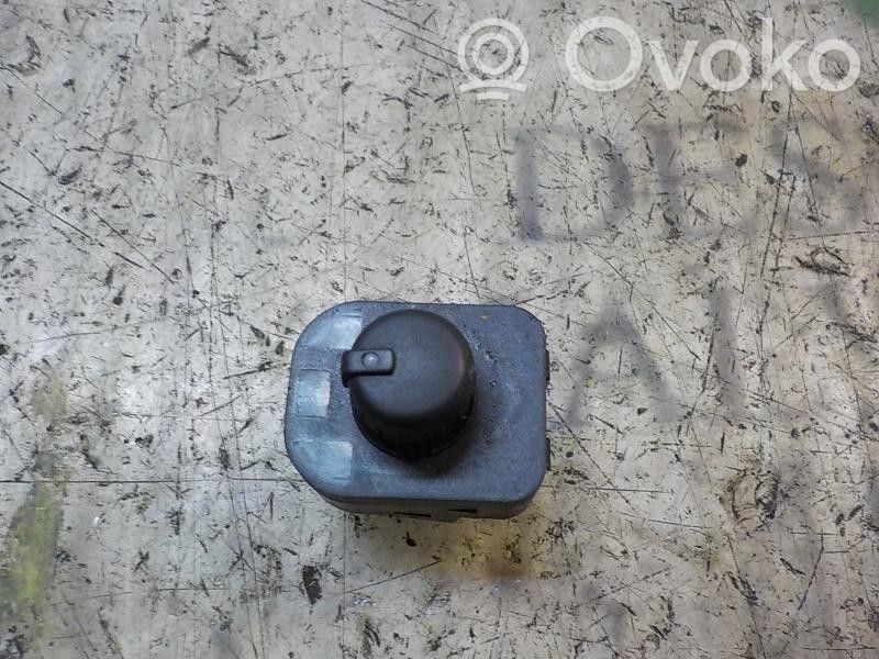 Interruptor del espejo lateral   8E0959565A4PK