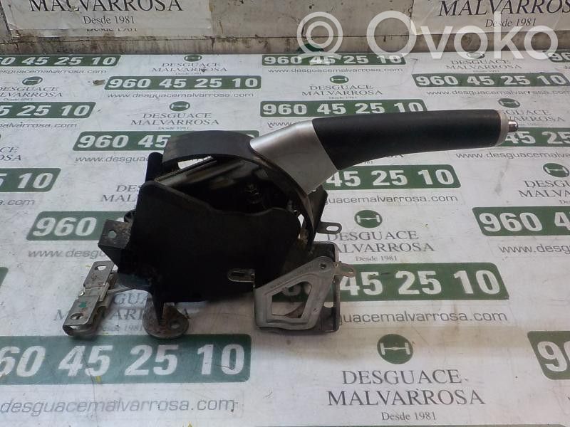 Toyota Auris 150 Leva di rilascio del freno a mano 