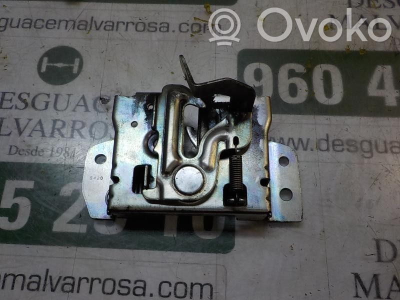 Citroen C-Zero Tie down hook / loop 