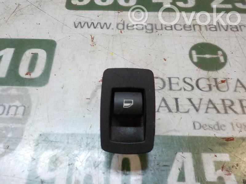 BMW 1 E81 E87 Electric window control switch 