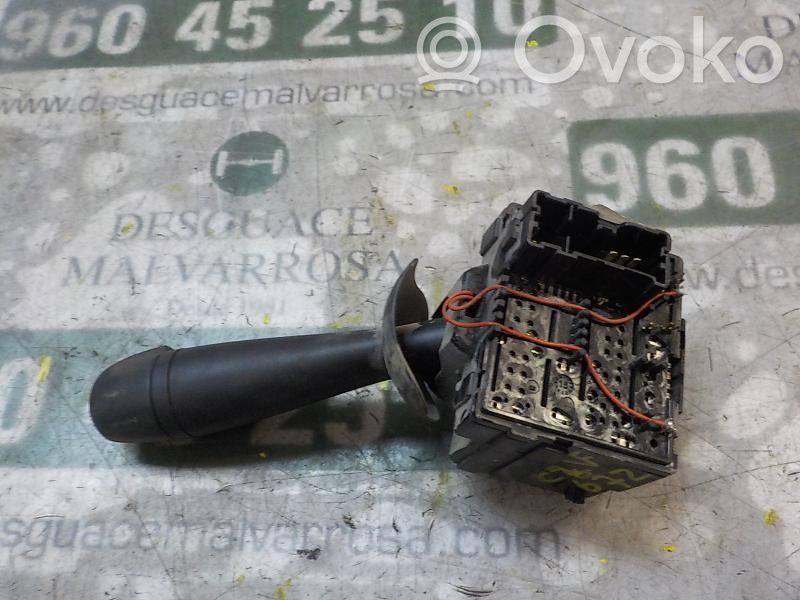 Dacia Dokker Manetă ștergător parbriz 