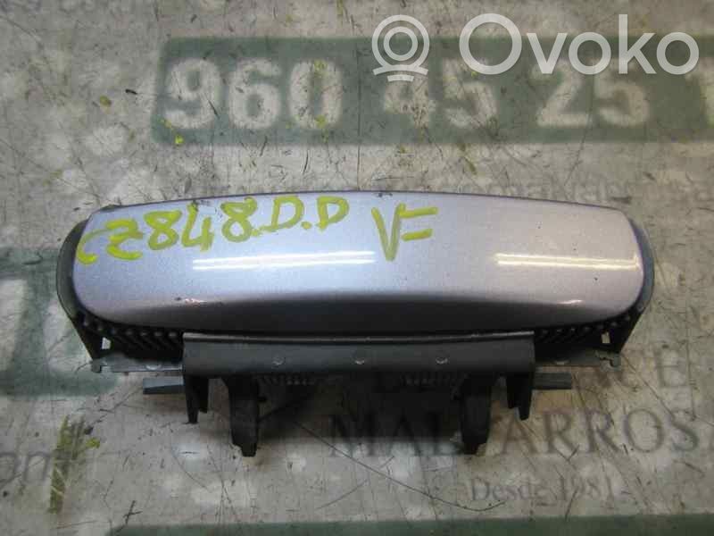 Manecilla externa puerta delantera   8E0839207