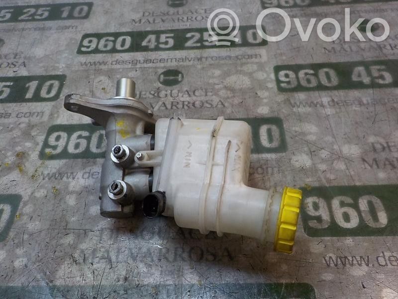 Brake booster   1560813
