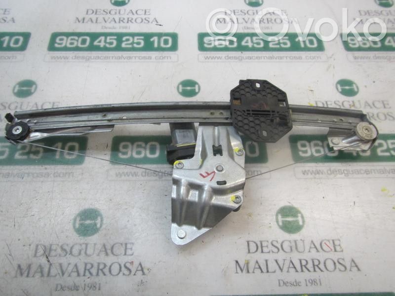 Dacia Sandero II Alzacristalli manuale della portiera anteriore