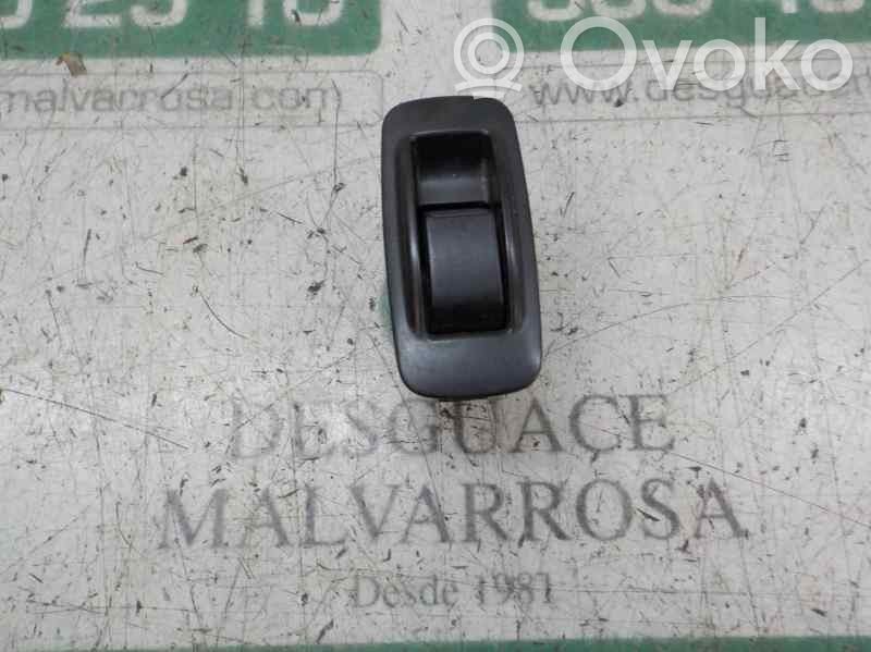 Interruptor del elevalunas eléctrico   848100F010