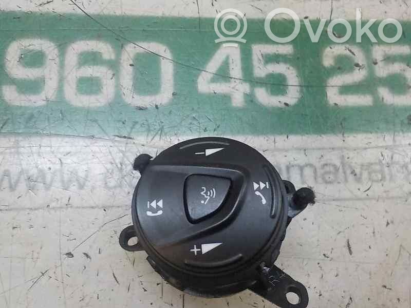 Ford Focus Interrupteur / bouton multifonctionnel 