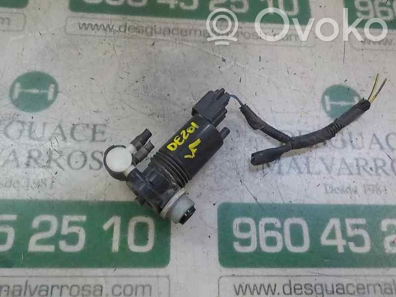 Windscreen/windshield washer pump   2022321