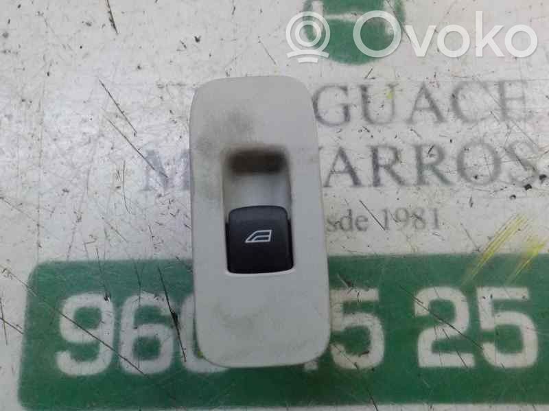 Volvo V40 Interruttore di controllo dell’alzacristalli elettrico 