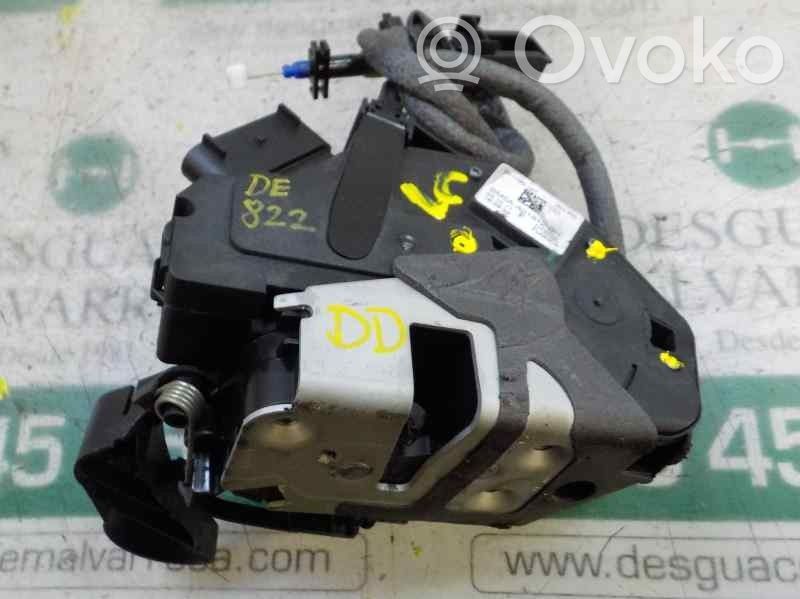Front door lock   2066073