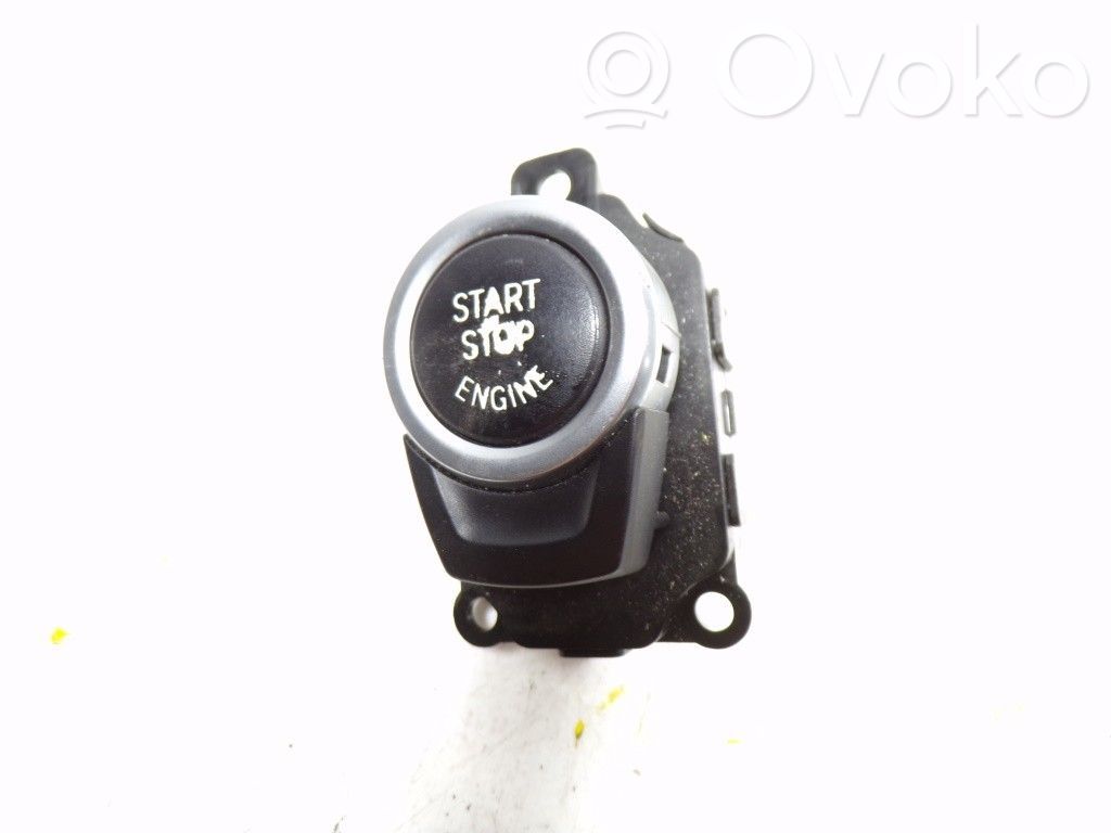 Sonstige Steuergeräte / Module   61319153833,922956501