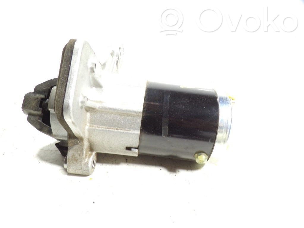 Motor de arranque   2330000Q4B,233004979R