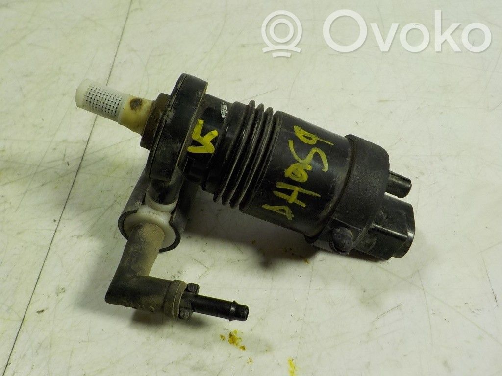 Dodge Caliber Windscreen/windshield washer pump 