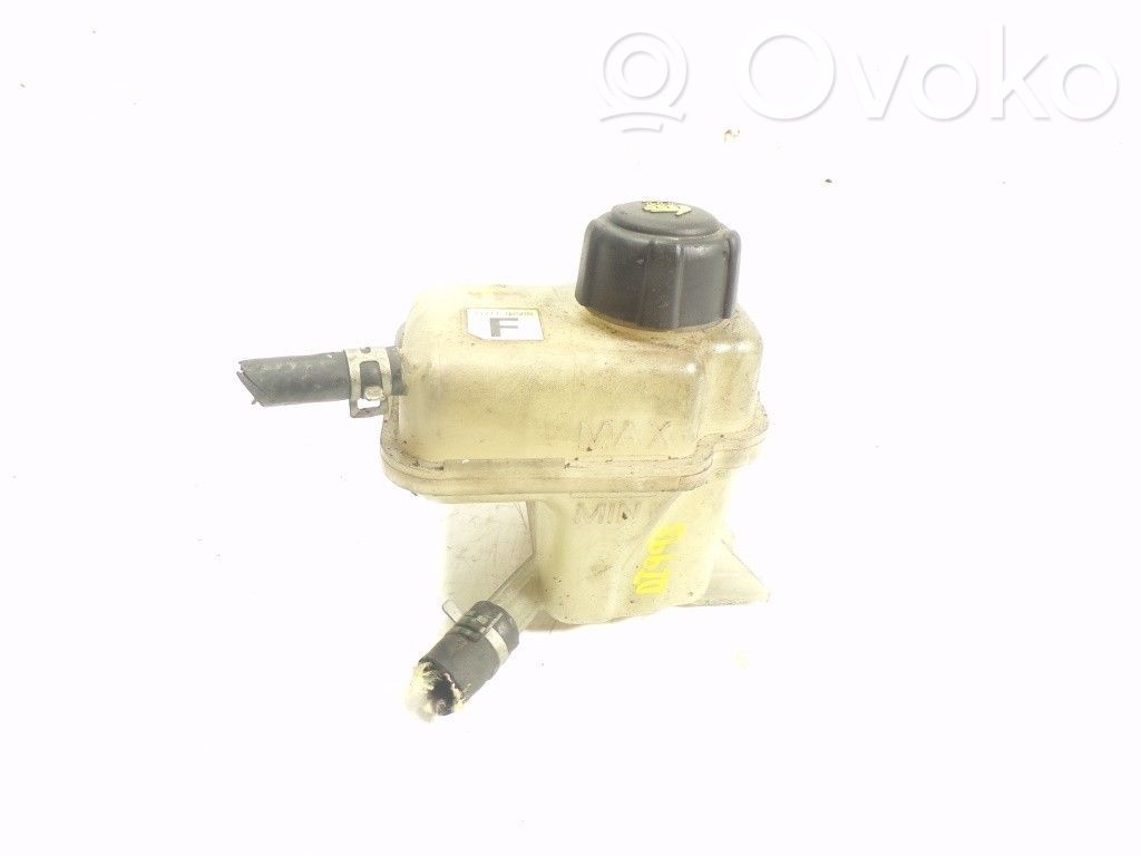 Nissan Qashqai+2 Vas expansiune combustibil 