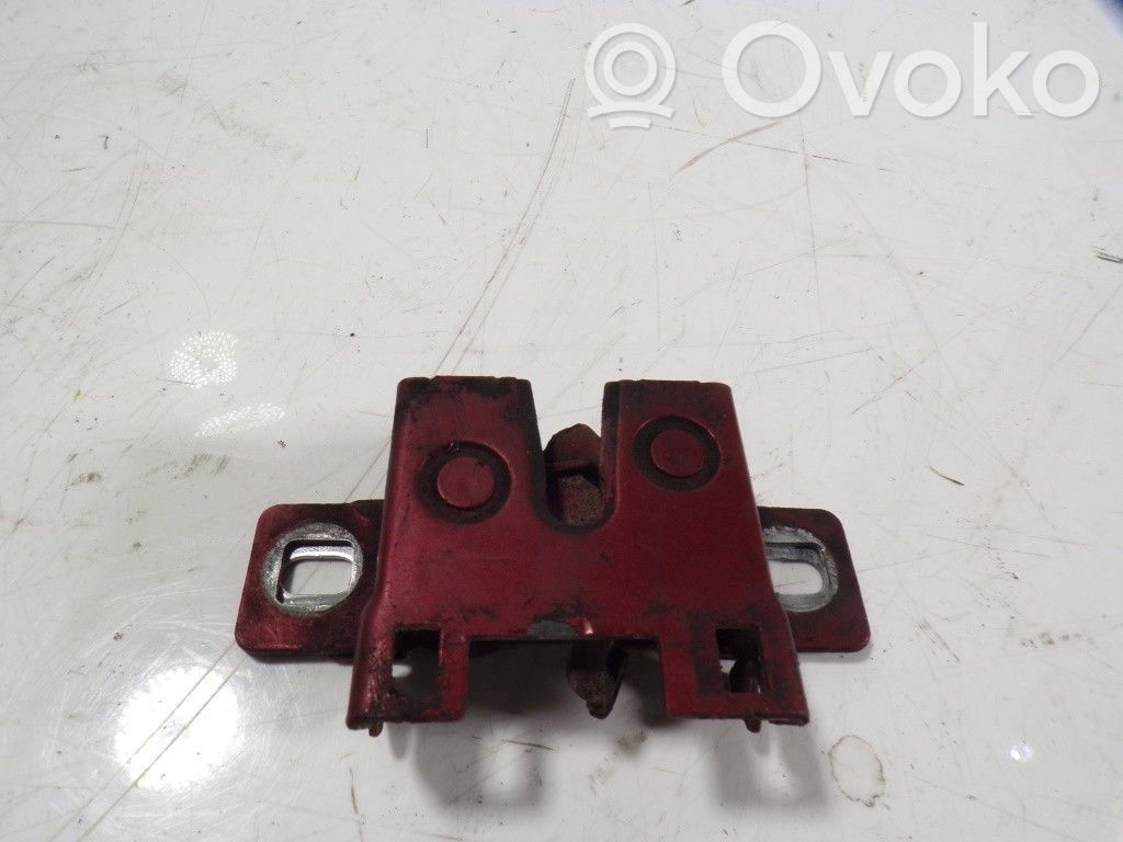 Tie down hook / loop   C2Z11373
