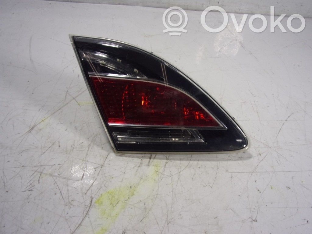 Mazda 6 Aizmugurējais lukturis virsbūvē 