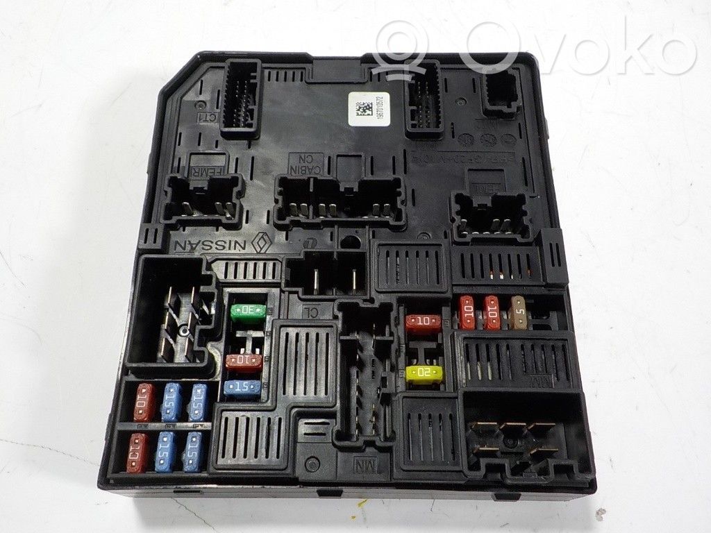 Nissan X-Trail T32 Unidad de control del BSM