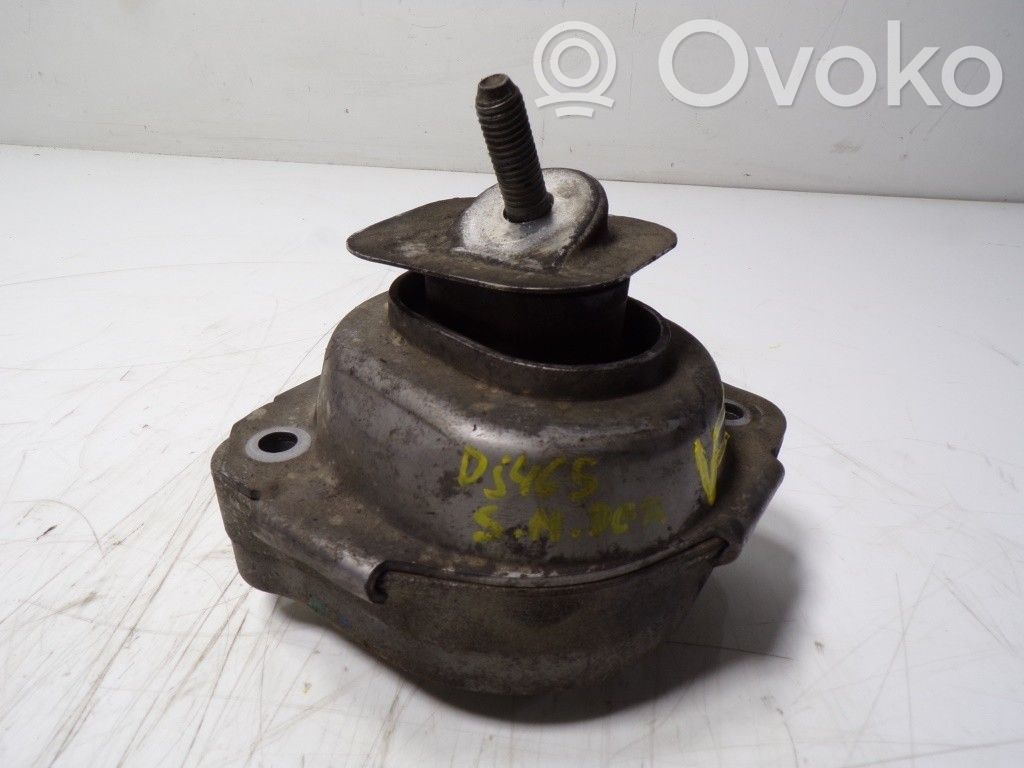 BMW X3 E83 Engine mount bracket 