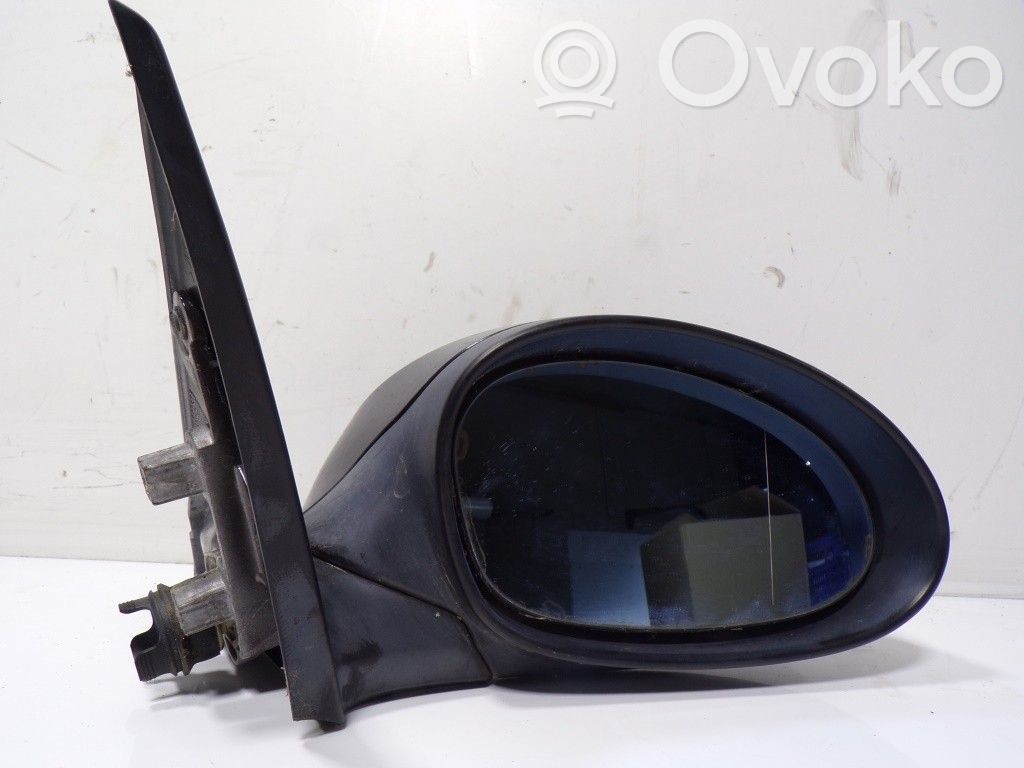 Front door electric wing mirror   51167176170