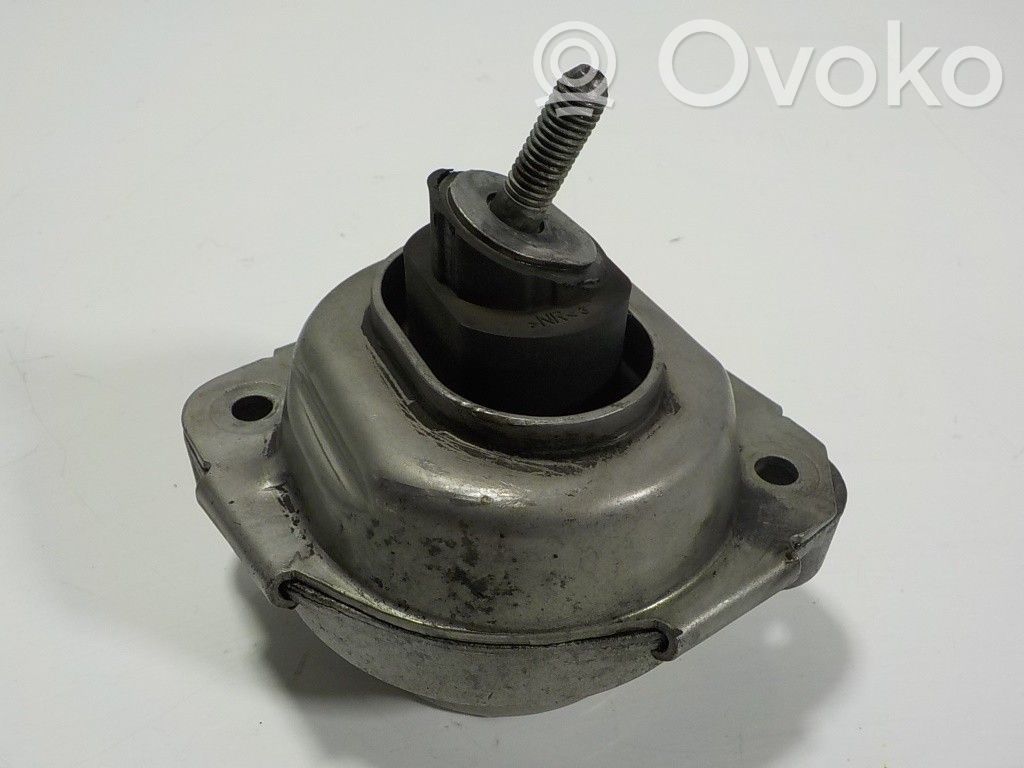 BMW X3 E83 Engine mount bracket 